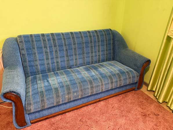 Диван и два кресла