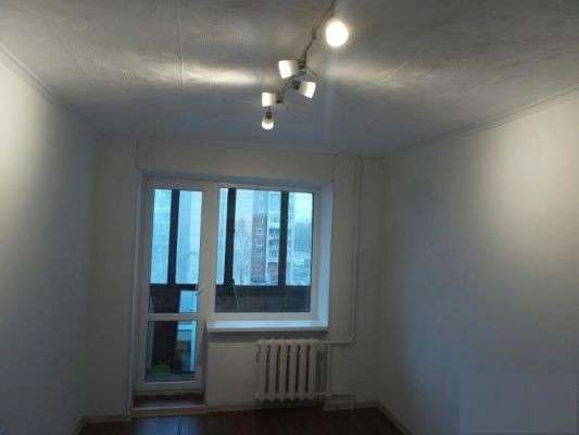 Продам комнату 14 м. кв в 6-ти ком. квартире в Санкт-Петербурге
