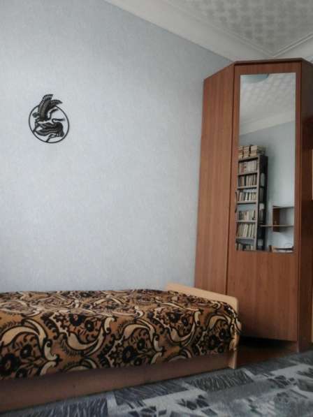 Комната в трёхкомнатной квартире в Казани фото 5