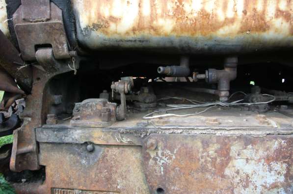 Гусеничный трактор Т-74 в фото 14