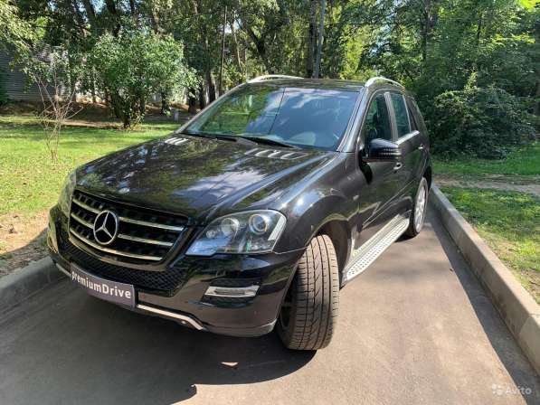 Аренда авто Mercedes ML (без водителя)