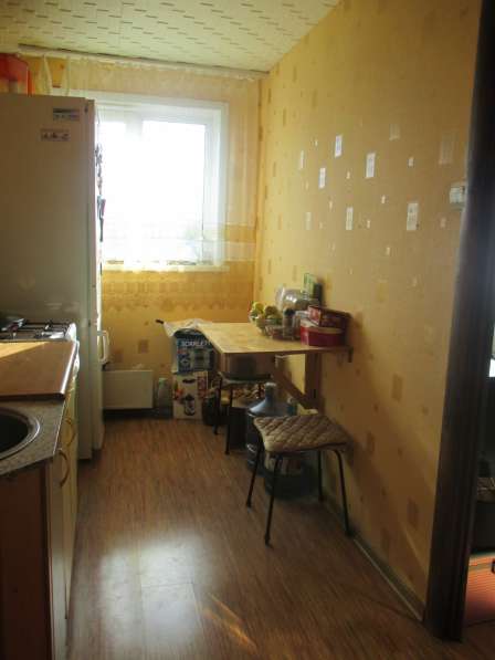 Продам 2 комнатную квартиру ул Бардина 37
