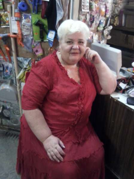 Елена, 57 лет, хочет найти новых друзей