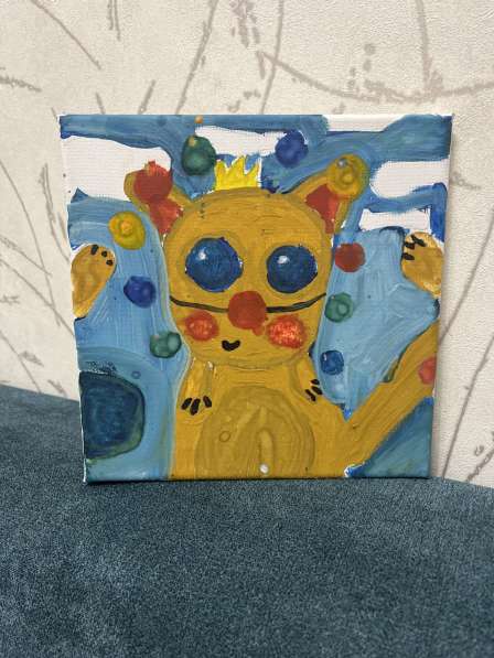 Кот на холсте