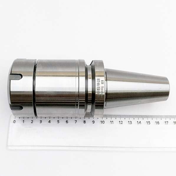Оправка ИСО40/ISO40 патрон цанговый BT40-ER40-100L в Москве