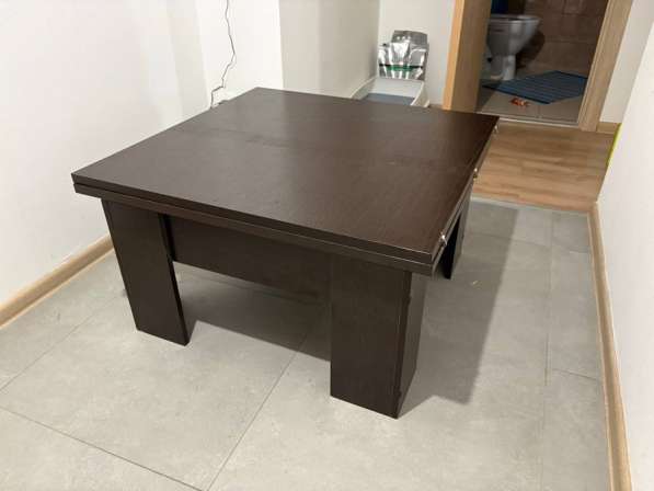 Продается стол трансформер очень выгодно