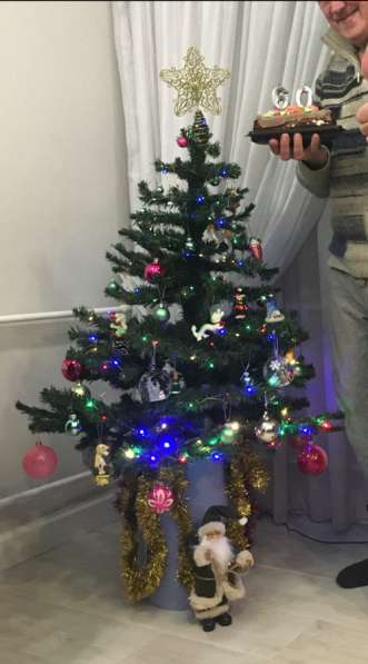 Продам искусственную елку в Кубинке