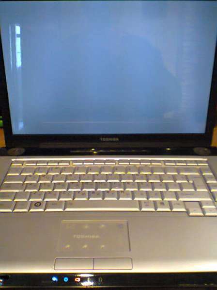 Toshiba Satellite A200-28S Поддон ноутбука и крышки в Москве фото 4