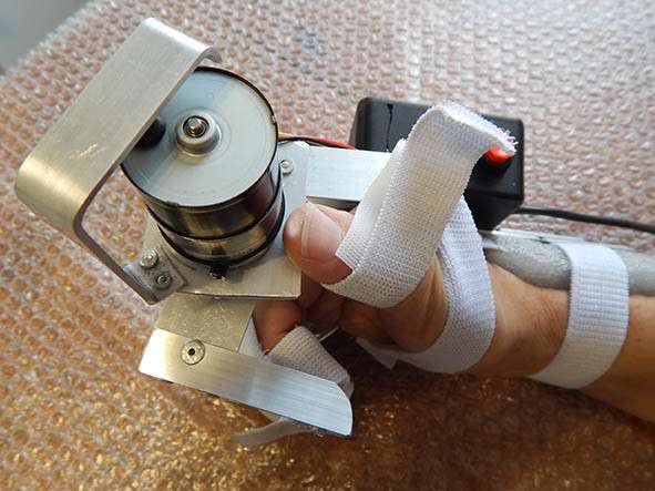 Тренажер мини-бутон для руки после инсульта