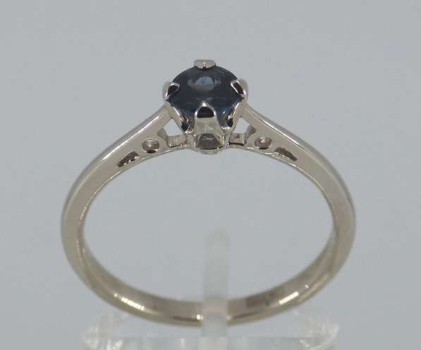 Золотое кольцо с глубоким-синим Сапфиром Ф 5 мм