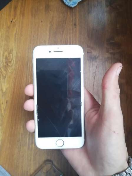IPhone 8 (Белый) в фото 6