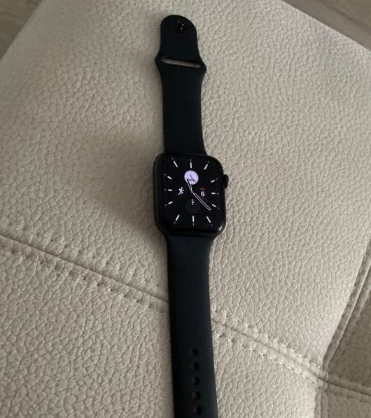 Apple Watch 6. 44mm в Москве