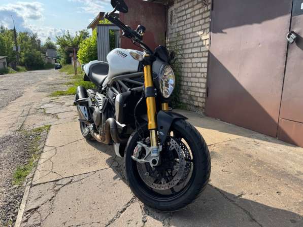 Ducati Monster 1200S (sport) в 