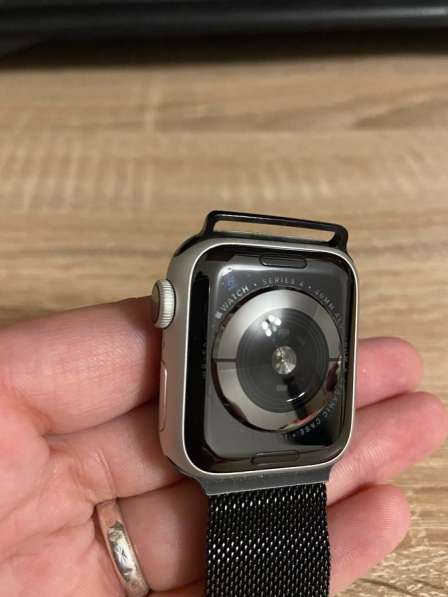 Apple watch series 4 40mm в Москве фото 3