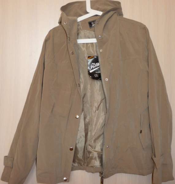 Куртка-ветровка, новая, р-48(50)(52) в Новосибирске