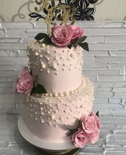 Свадебный торт на заказ в Сальске