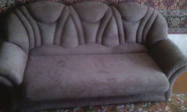 Продаю диван, кофейного цвета, в отличном состоянии в фото 5