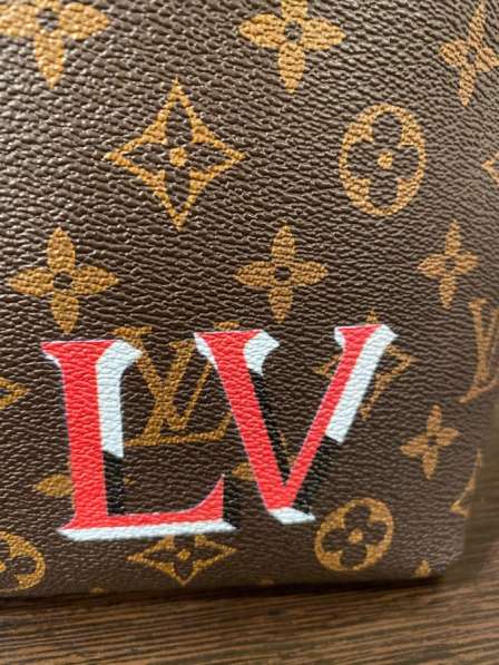 Рюкзачек женский Louis Vuitton 33/26 в Волгограде