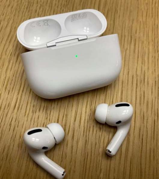 AirPods