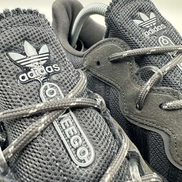 Кроссовки мужские Adidas Ozweego в Москве фото 5