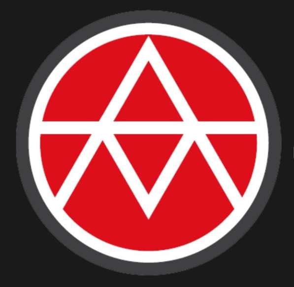 Кузовщик грузовой жестянщик