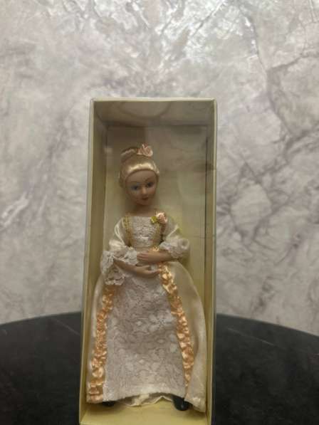 Куклы фарфоровые коллекционные в Санкт-Петербурге фото 5