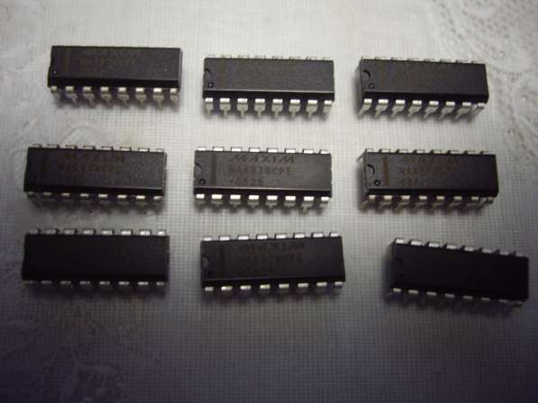 Микросхема MAX379CPE MAXIM в Челябинске фото 14