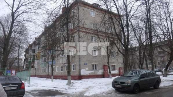Продам двухкомнатную квартиру в Подольске. Этаж 5. Дом кирпичный. Есть балкон.