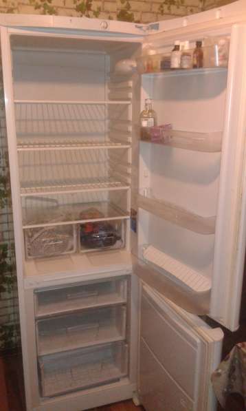 Холодильник цена-60000т в отличном состоянии в 