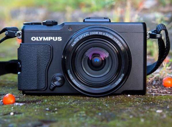 Компактная камера Olympus Stylus XZ-2