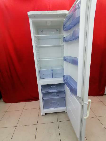 Холодильник бу Бирюса в Екатеринбурге