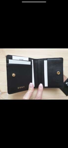 Новый кошелёк DKNY