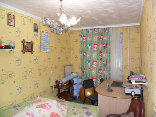 Продается 3-х комнатная квартира, ул. Волховстроя, 79 в Омске фото 3