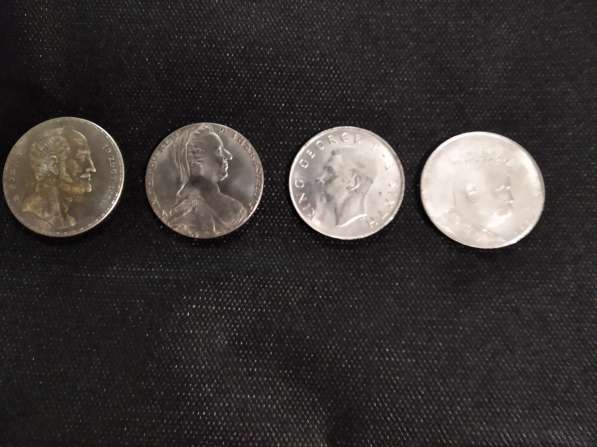 Монеты разные старые диаметр 40 мм в Казани