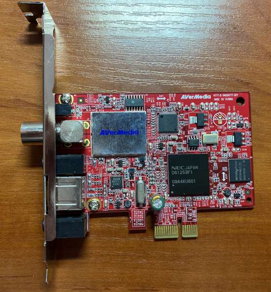 TV-тюнер AVerMedia AVerTV Ultra PCI-E RDS (H777) в Москве фото 9