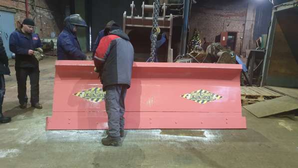 Крепкие поворотные отвалы