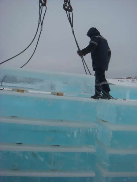 Природный лед для ледового городка, ледовой скульптуры в Кирове фото 3