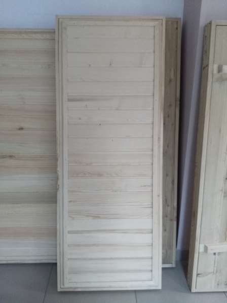 Дверь банная с коробом сосна