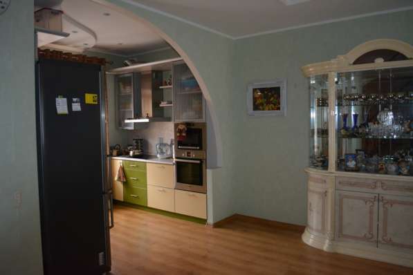 Продается элитная квартира с гаражом,1-2-й этаж в центре гор в Вологде фото 11