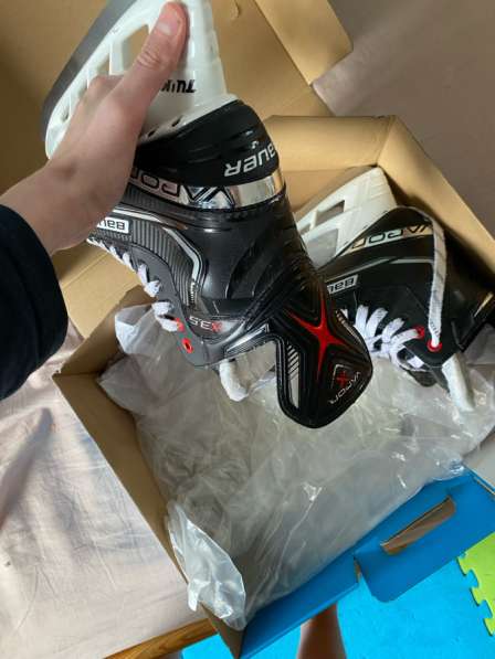 Коньки хоккейные Bauer в Москве фото 3