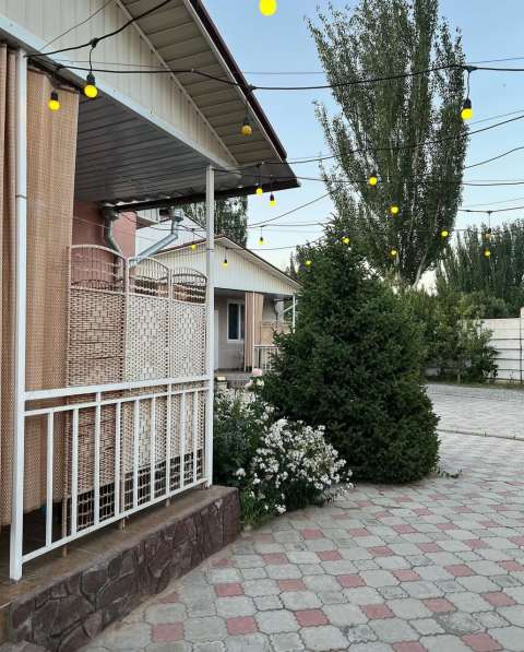 Пансионат «Островок» и пляжный корпус «Альбатрос», село Бост в 