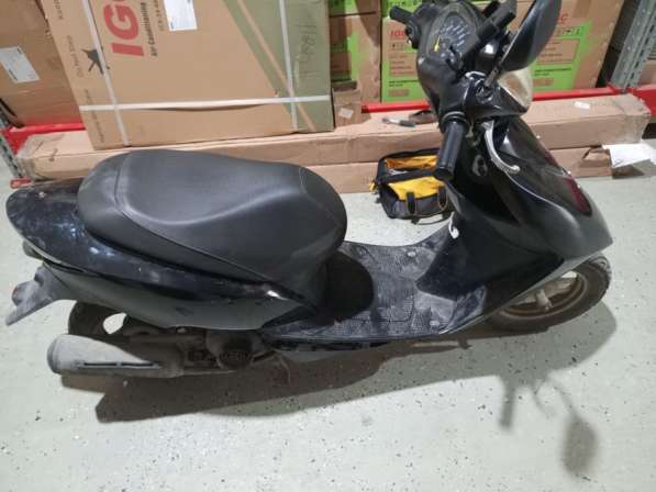 Продаю скутер в Новороссийске