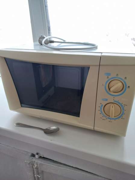 Печь СВЧ Elenberg