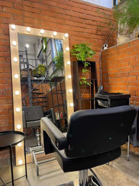 Аренда парикмахерского кресла в Москве