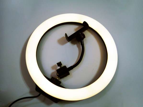 Кольцевая LED лампа RGB MJ26 26см 1 крепл. тел USB в 