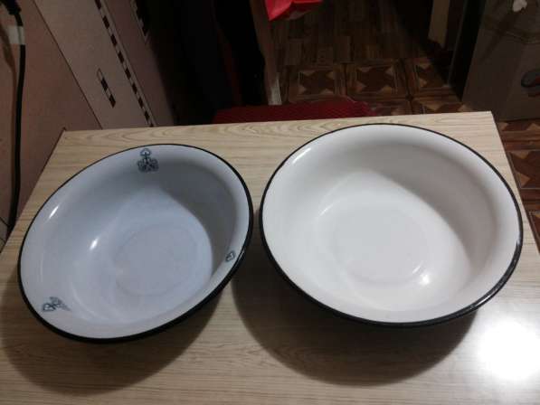 Эмалированная посуда б/у в фото 4