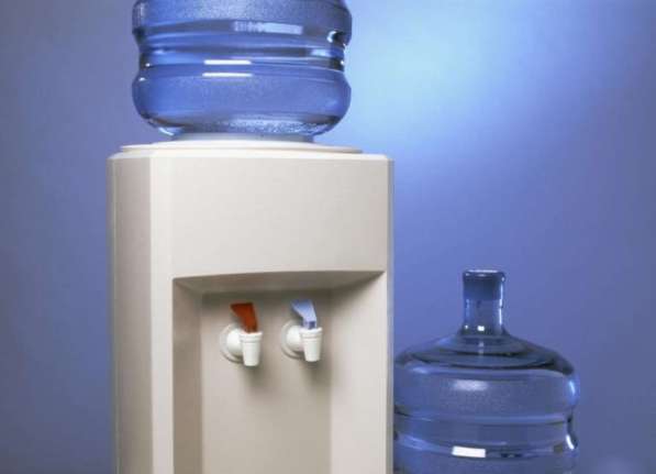 Доставка чистой питьевой воды 19 л в офис и на дом