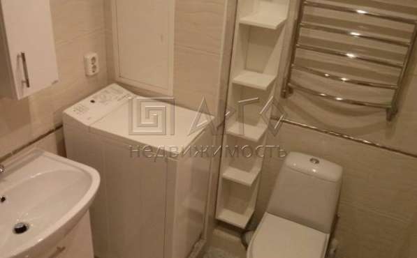 Сдам однокомнатную квартиру в Санкт-Петербурге. Жилая площадь 38 кв.м. Этаж 3. в Санкт-Петербурге