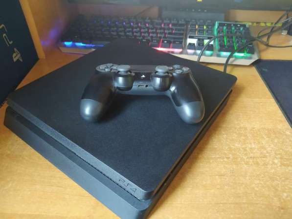 PS4 slim 500gb