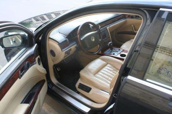 Volkswagen Phaeton 2003 седан I 4.9d AT 313 л.с. 4WD, продажав Москве в Москве фото 3